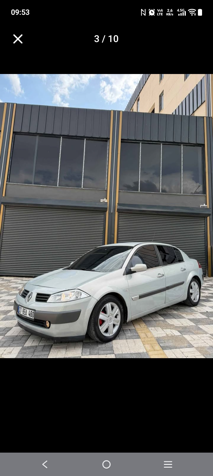 premium otomobil iç mekânı